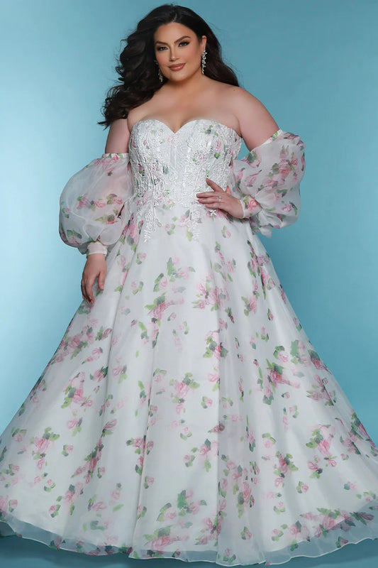 Plus size wedding dress Evie