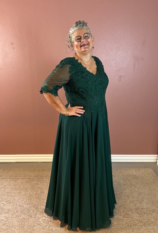 Eva grøn festkjole med ærmer 5271