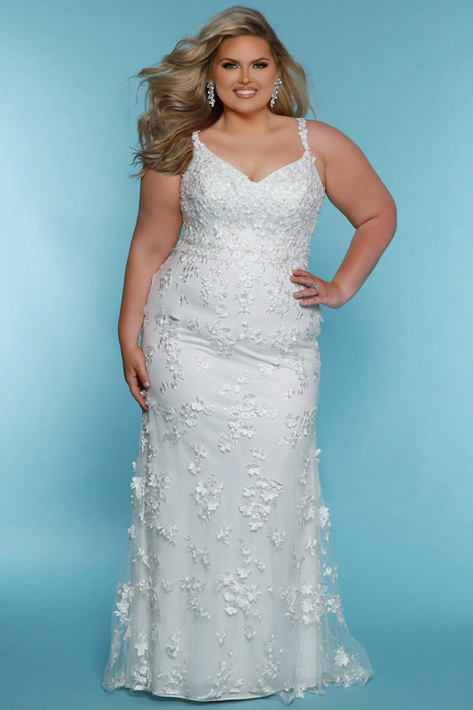 Plus size wedding dress Laine