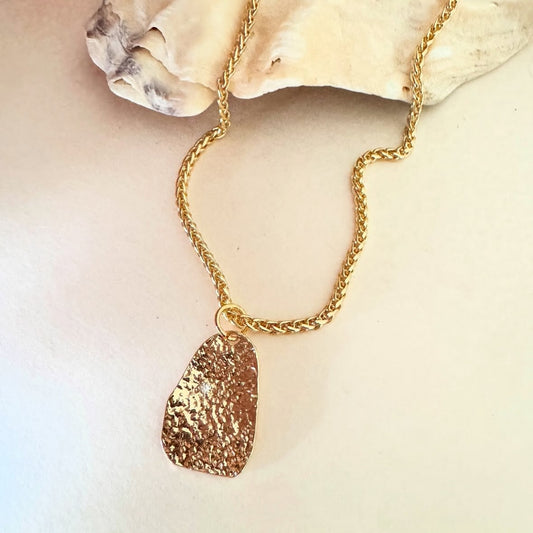 Sally Necklace - Gold