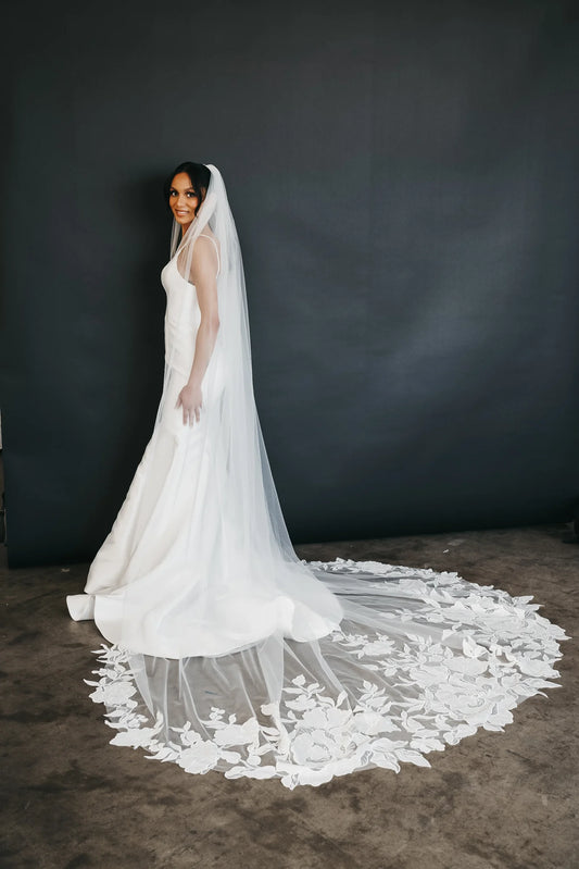 Brudeslør med blonde