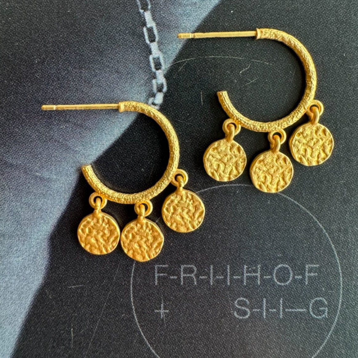 Zitta earrings - Gold