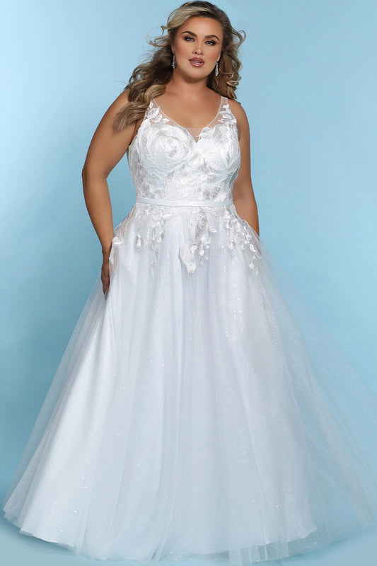 Plus size wedding dress Celine