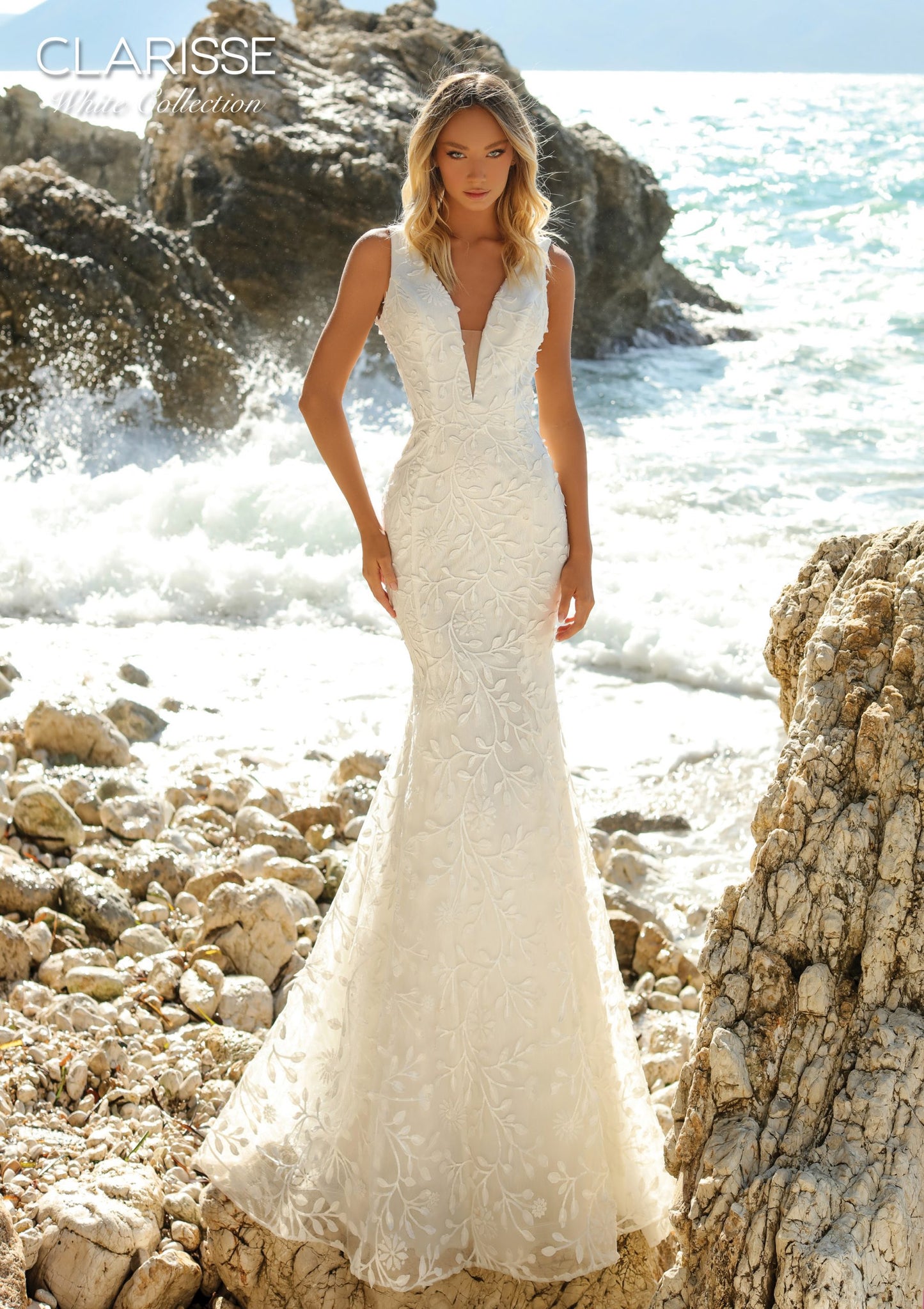 Tight-fitting Clarisse wedding dress