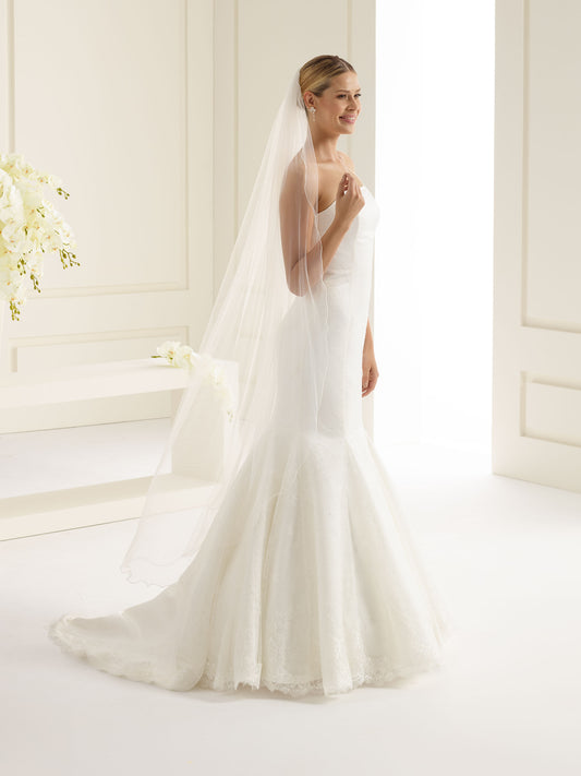 Bridal veil S121