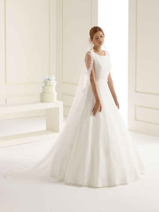 Bridal veil S219