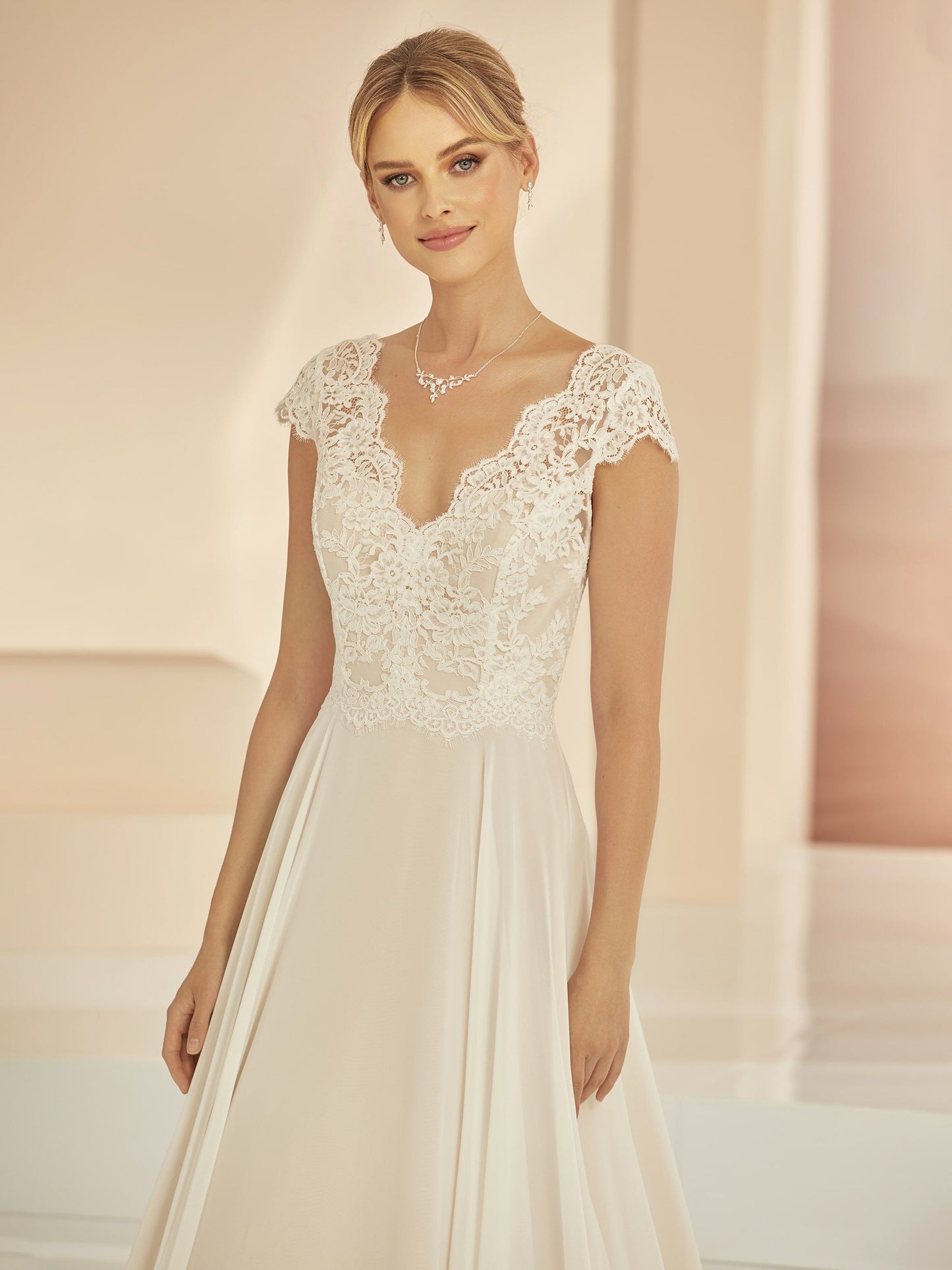 Wedding dress Sabia