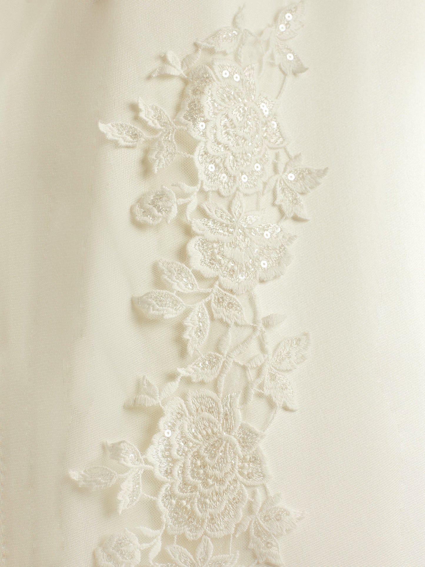 Bridal veil S342