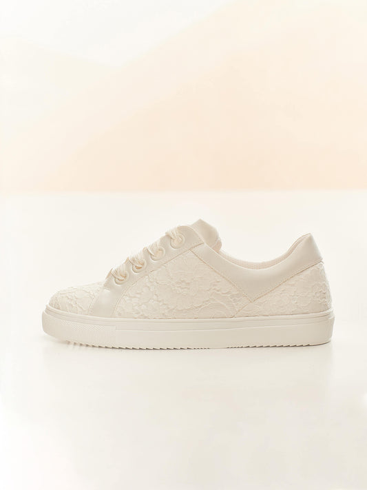 Avalia - Zoey Sneakers - White