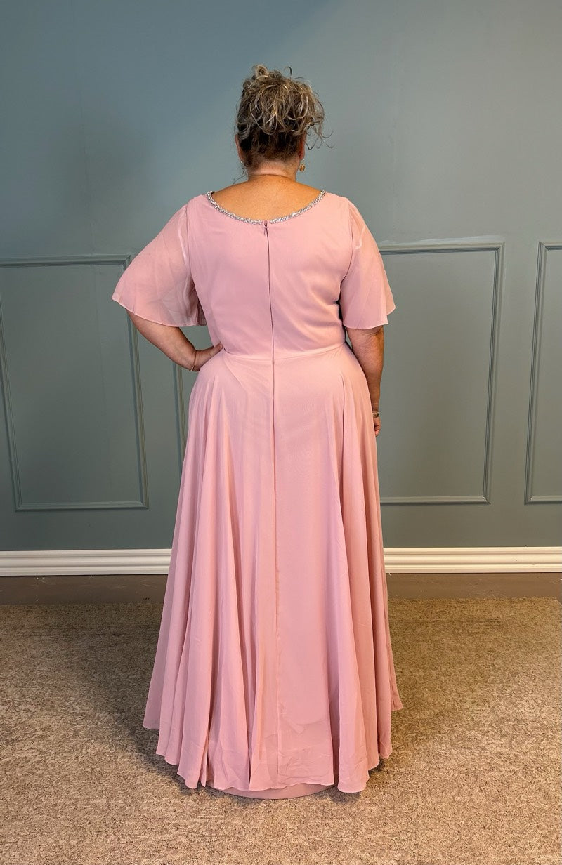 Rosa festkjole med korte æmer  3468