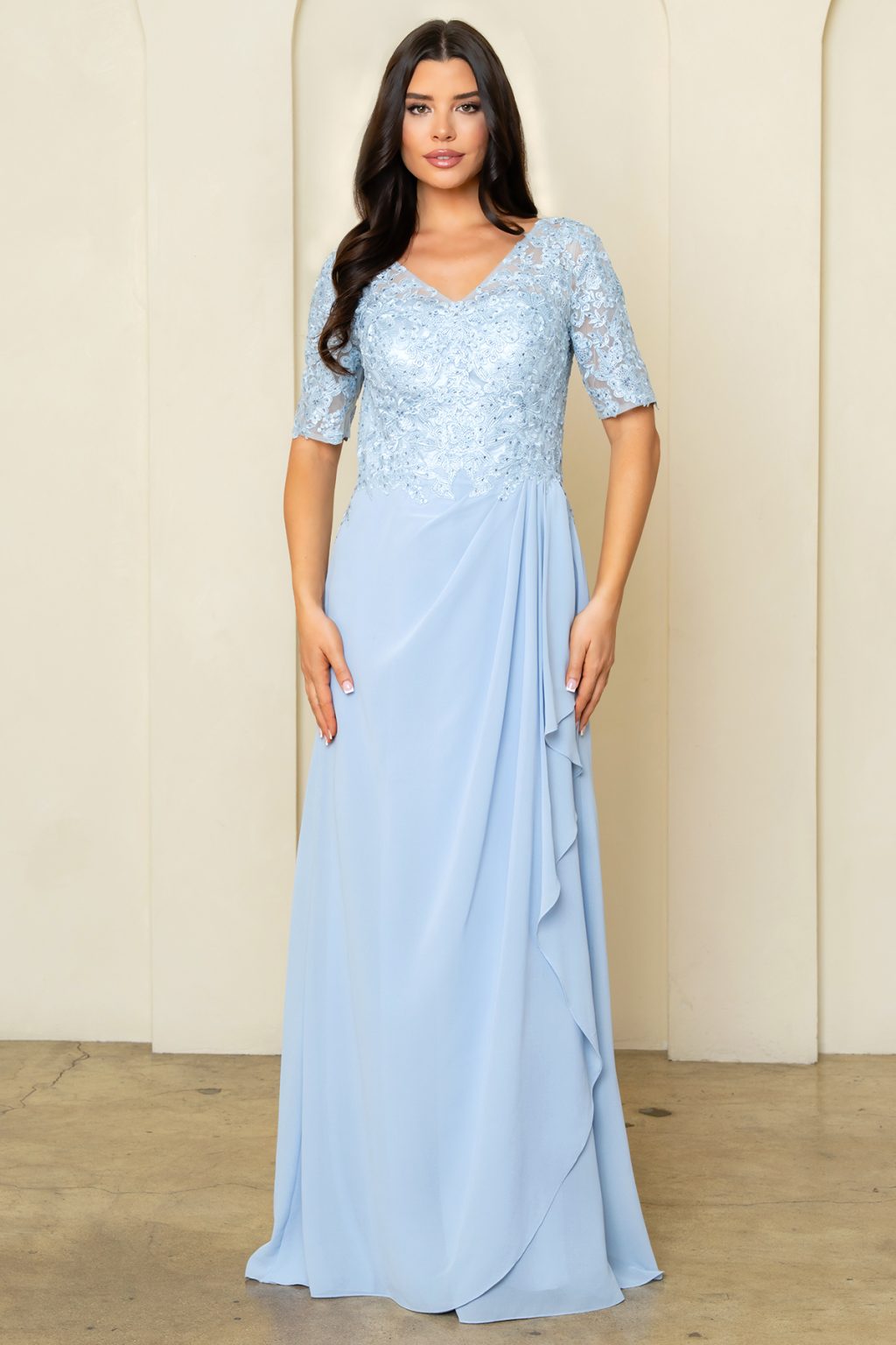 Lysblå festkjole med korte ærmer 5322