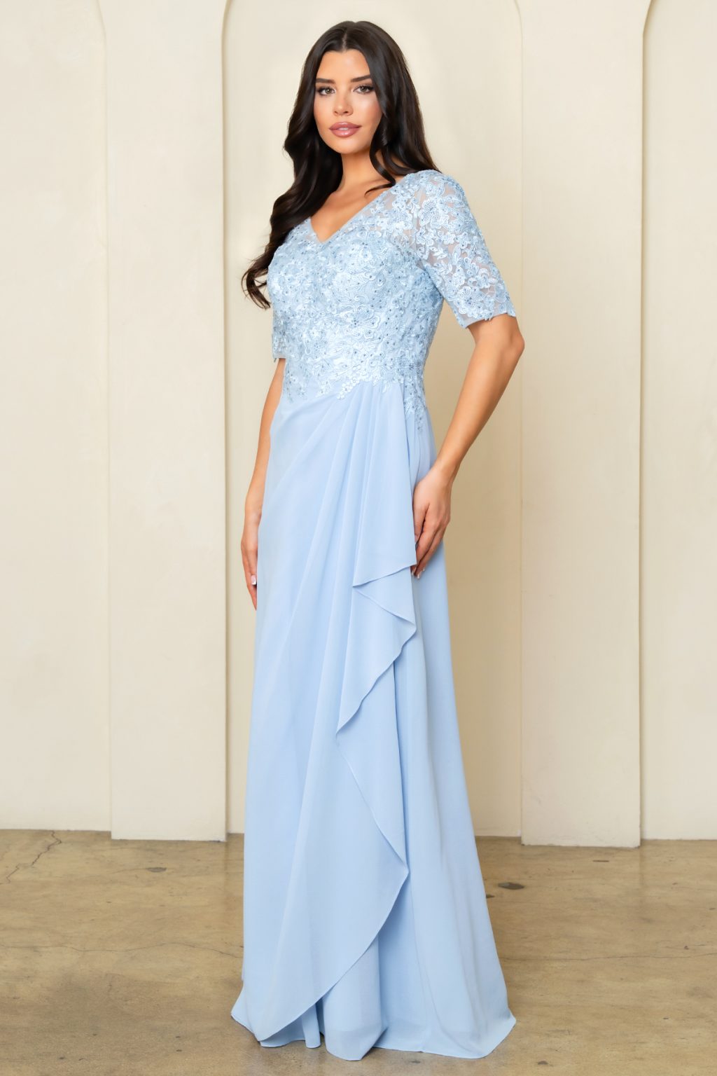 Lysblå festkjole med korte ærmer 5322
