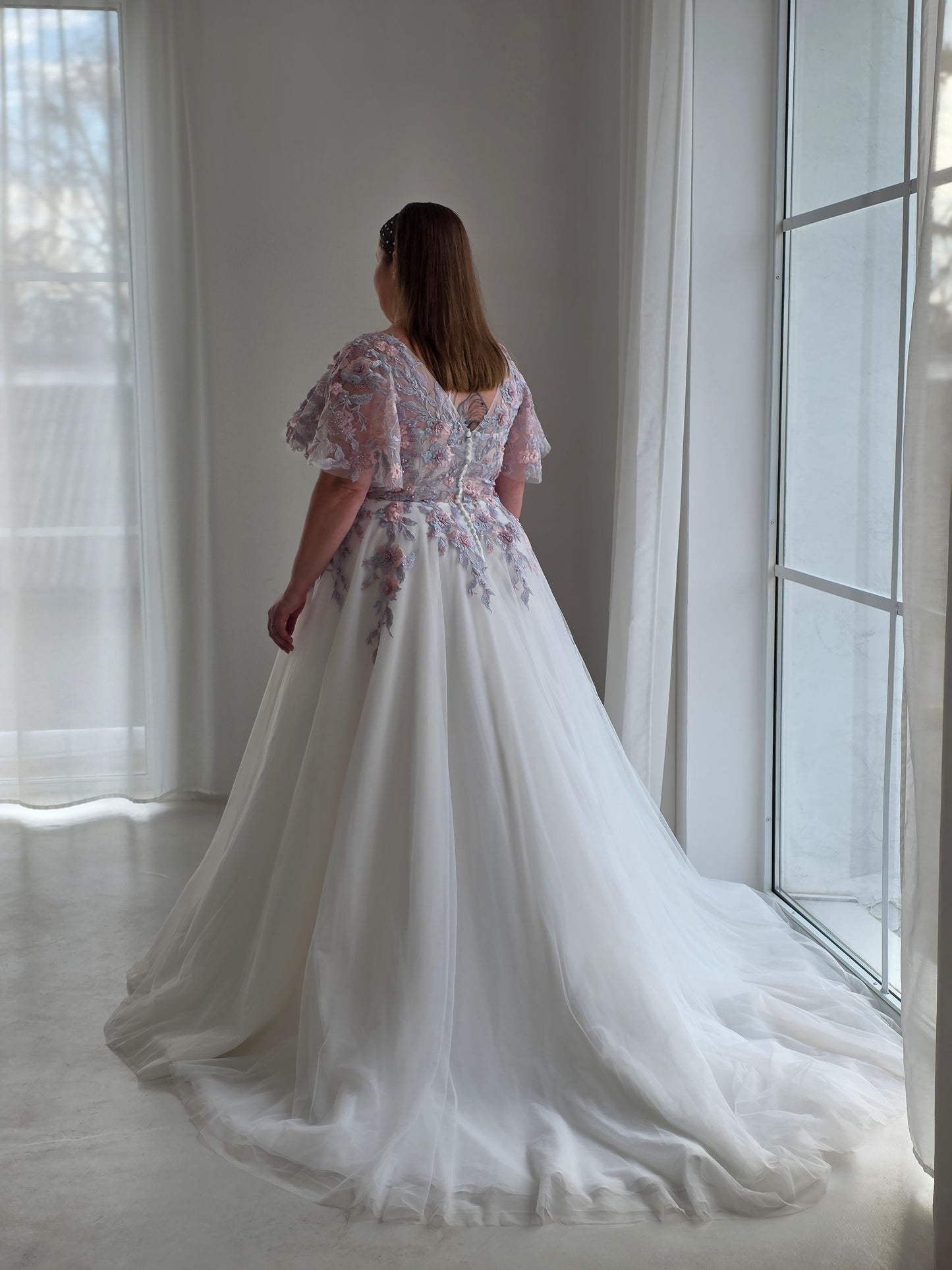 Ciel curvy brudekjole