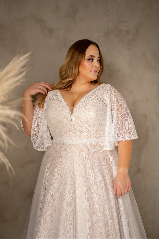 Flora curvy brudekjole