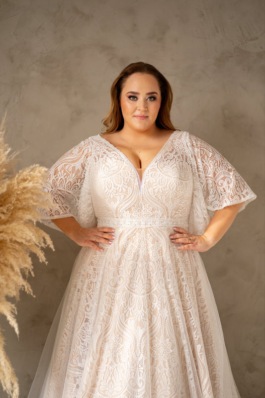 Flora curvy brudekjole