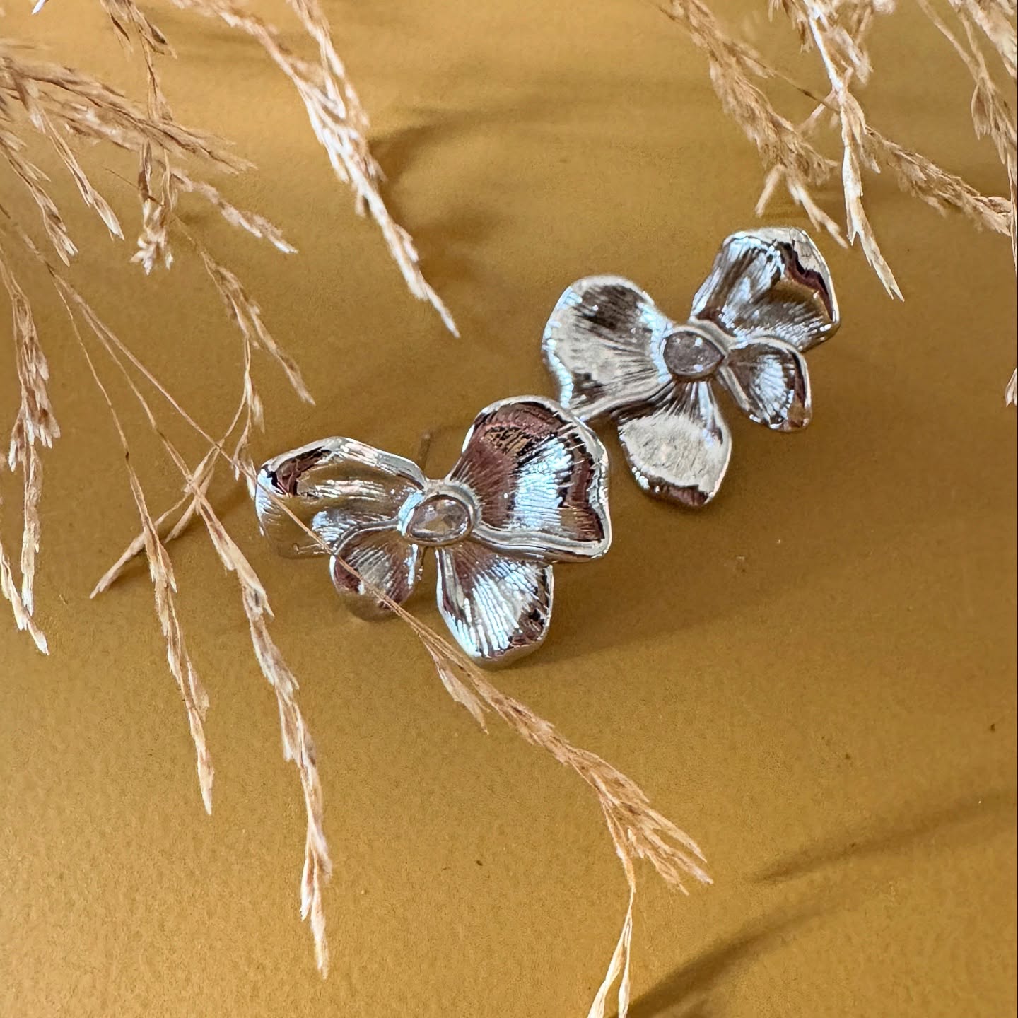 Flower earrings -  Silver