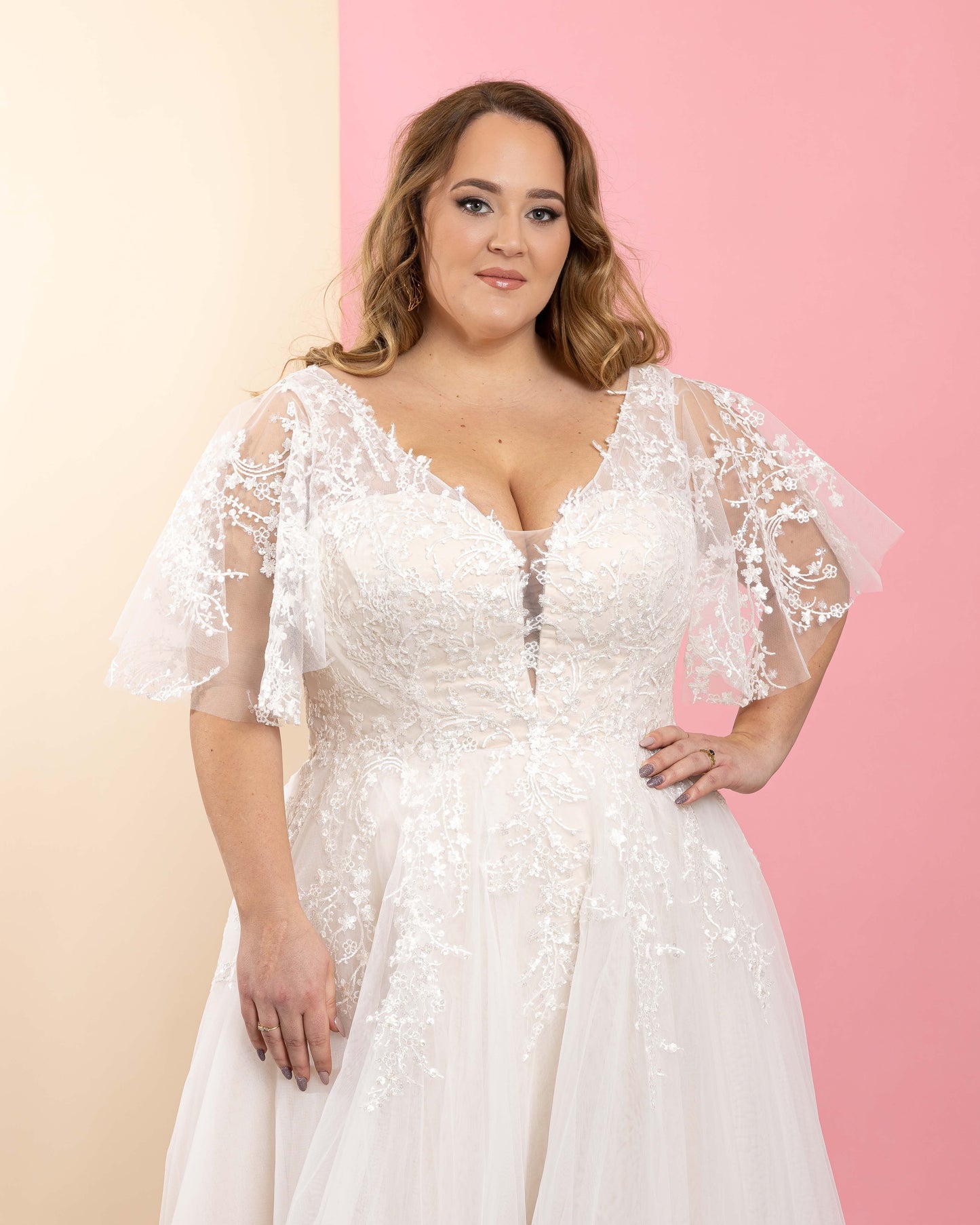 Camilla curvy brudekjole