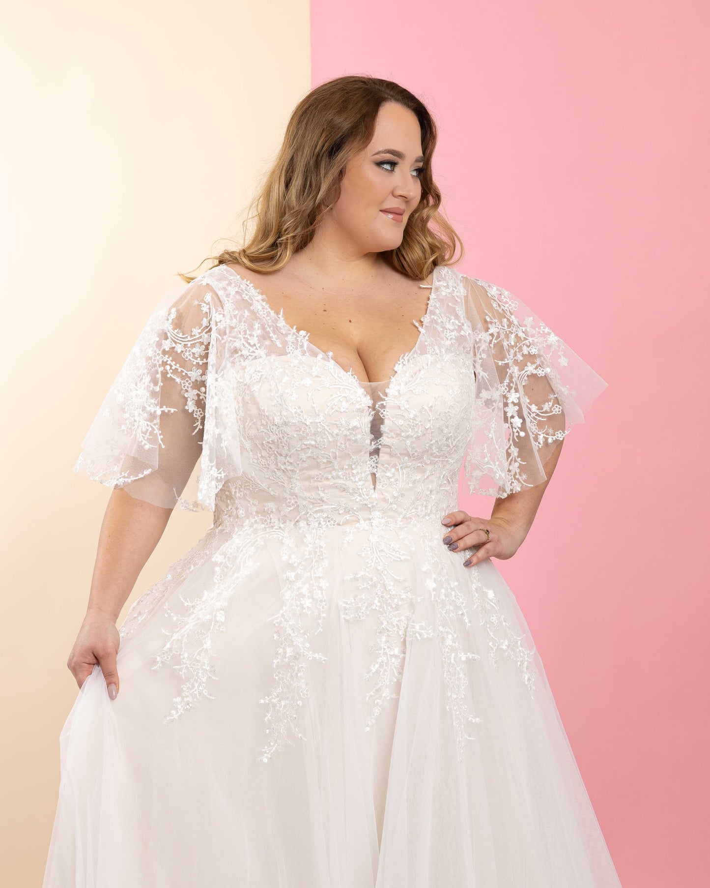 Camilla curvy brudekjole