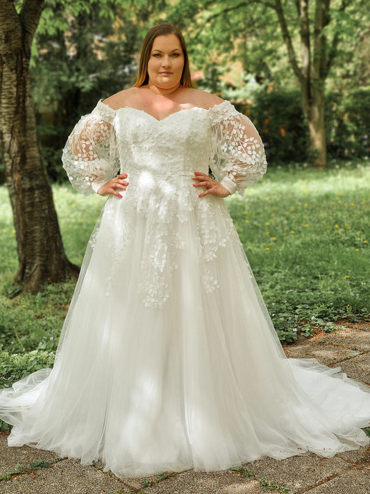 Zilla curvy brudekjole
