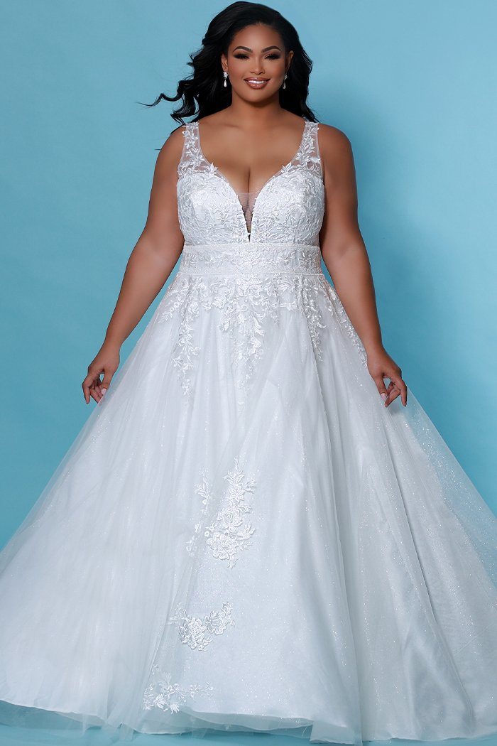 Plus size brudekjole Hazel