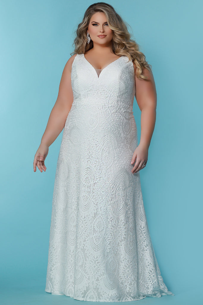 Plus size wedding dress Ava