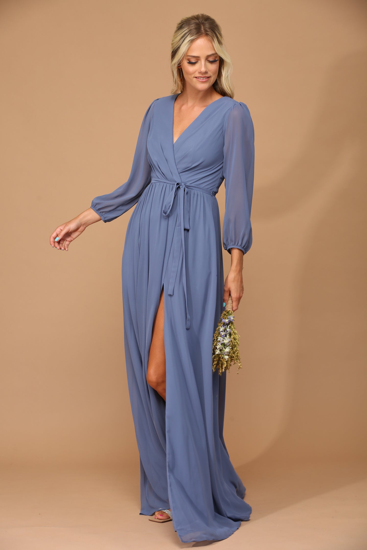 Dusty blue party dress with balloon sleeves TP Kjoler Dusty blue party dress with balloon sleeves TP Kjoler