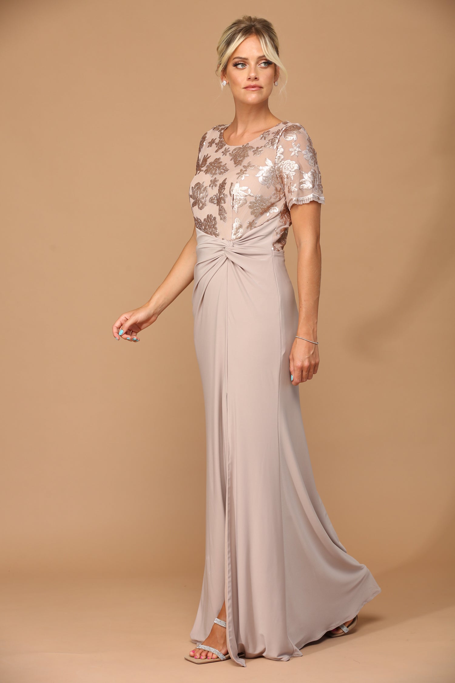 Cocoa party dress with short sleeves