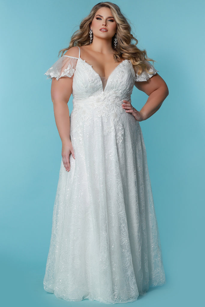 Plus size wedding dress Lizzy