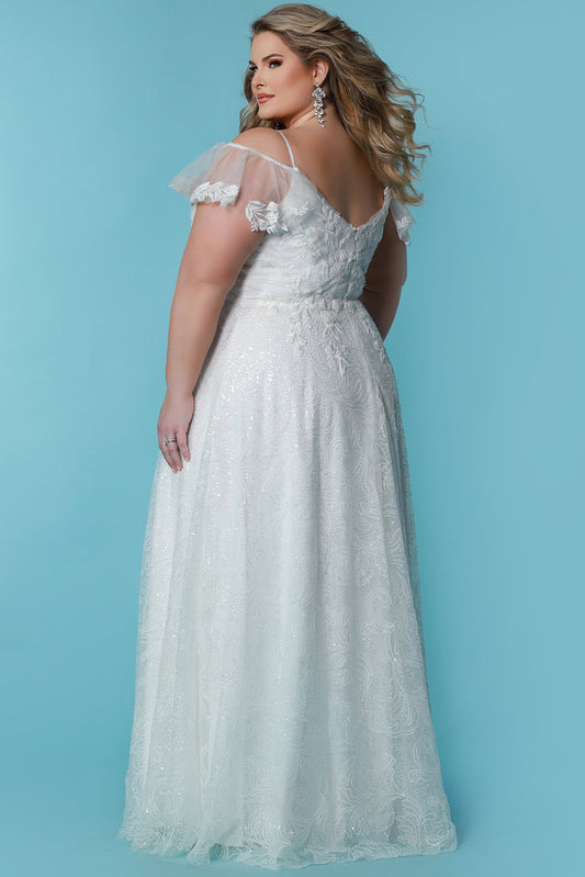 Plus size brudekjole Lizzy