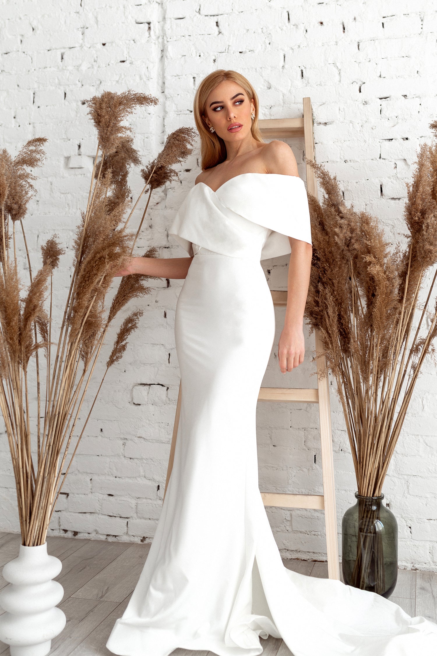 Dress With Off The Shoulder Straps Mermaid Wedding Dress Off Shoulder Gorgeous Mermaid Backless Wedding Dresses Dress With Off The Shoulder Straps Mermaid Wedding Dress Off Shoulder Gorgeous Mermaid Backless Wedding Dresses