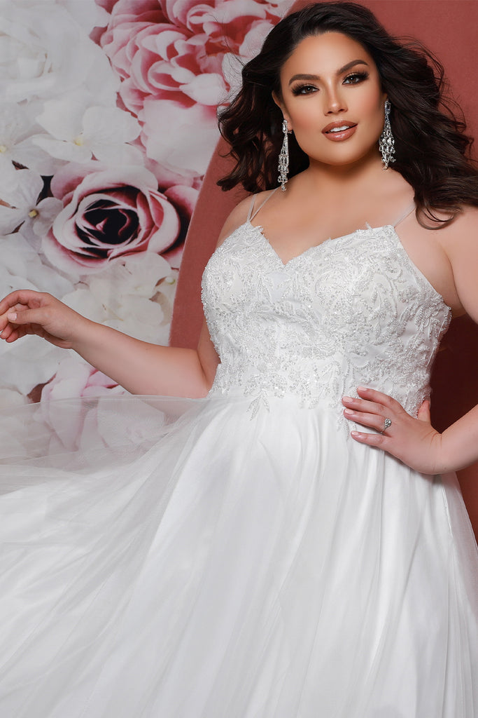 Plus size wedding dress Dalia