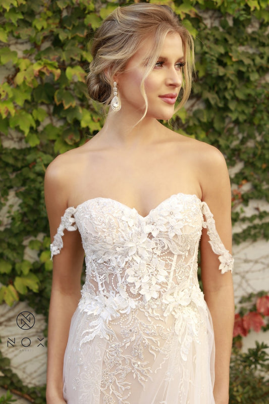 Wedding dress with lace E441